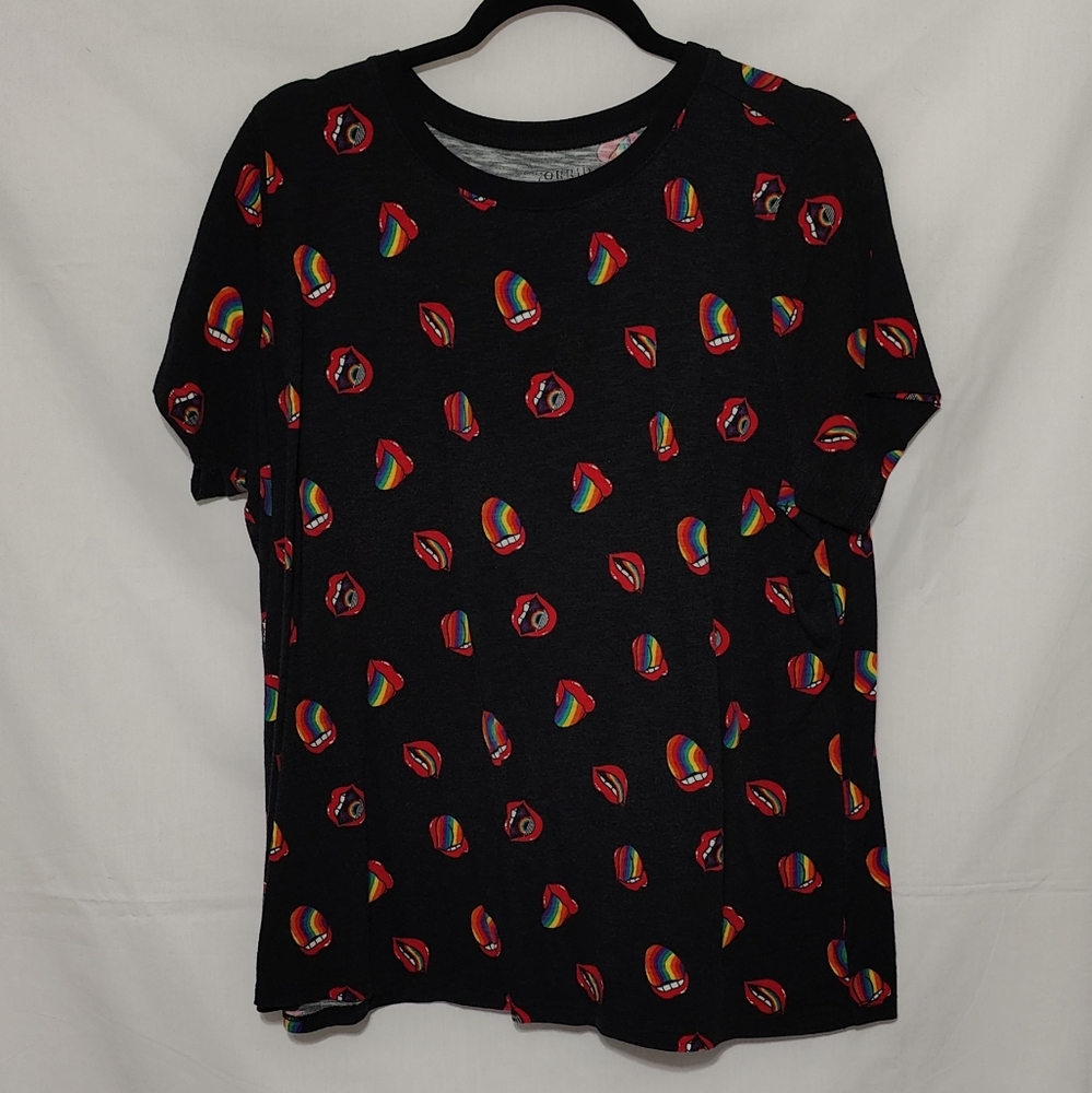 Torrid Rainbow Lips Pride 🌈 T-shirt - Size 1X